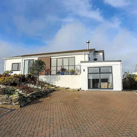 Trearddur Bay, Holyhead Studio Exterior photo