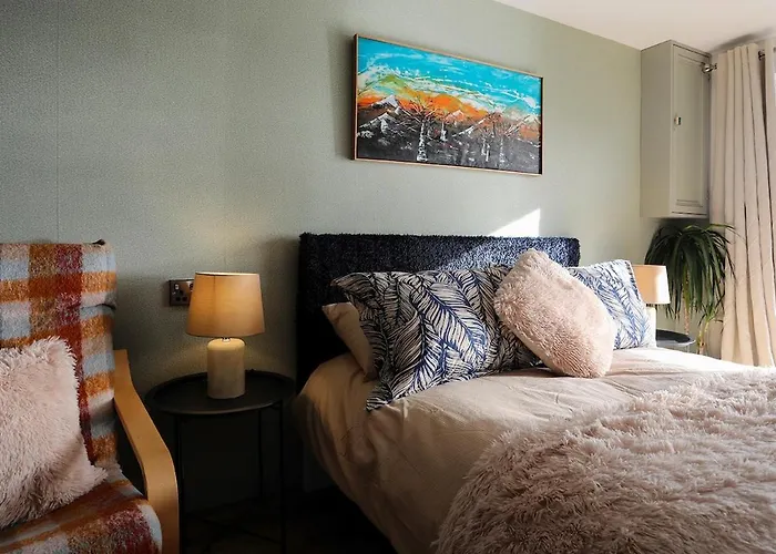 Trearddur Bay, Holyhead Studio